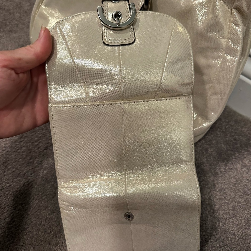 Coach Soho Lynn Hobo bag and matching wallet - Picture 3 of 11